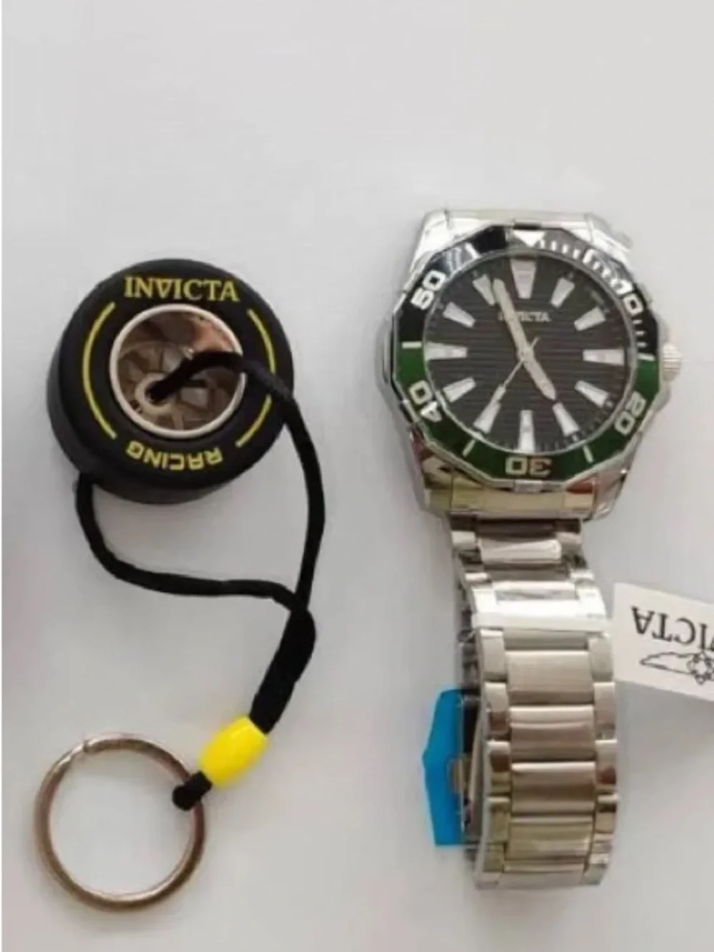 NEW Invicta Men’s Bundle Invicta Pro Diver Men 46mm Green Silver Tone Watch